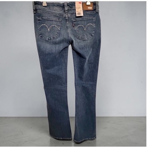 Nwt levis demi curve - nwt,