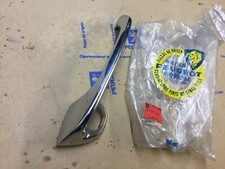 PEUGEOT 404 504 saloon sedan estate right external DOOR HANDLE 910223 910224