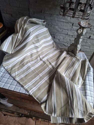 Toile matelas ancienne - à,