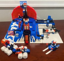Vintage Space LEGO 6983 Ice Station Odyssey Complete Ice Planet Theme Set