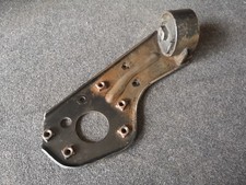 Support de pompe à carburant