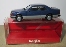 b MICRO HERPA HO 1/87 MERCEDES