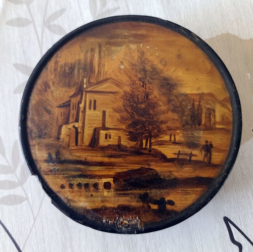 Ancienne boîte à - 🕰️,