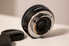 Objectif Samsung 20 mm f/2,8