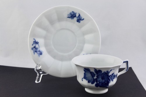 Royal copenhagen blue - royal, flower