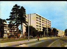 FRANCONVILLE (95) VELO-SOLEX & CITROEN DS à la Cité "LE CLOS BERTIN" en 1981