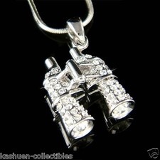 Jumelles avec cristal - 3d,