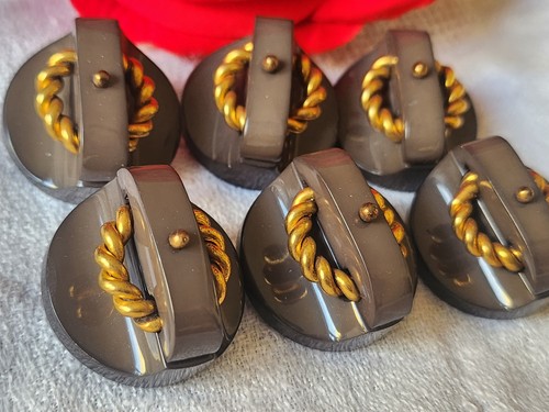 Lot boutons anciens marron - boutons,