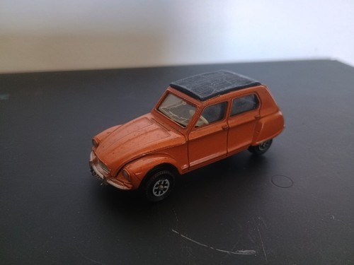 Dinky toys england - toys,