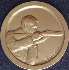 MÉDAILLE DE TIR OFFERTE PAR