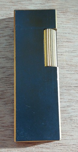 Beau briquet gaz vintage - beau,
