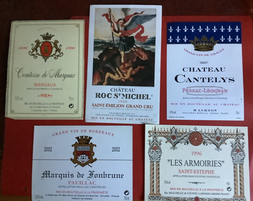 Etiquettes de vins - ,