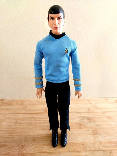 Figurine mattel barbie doll