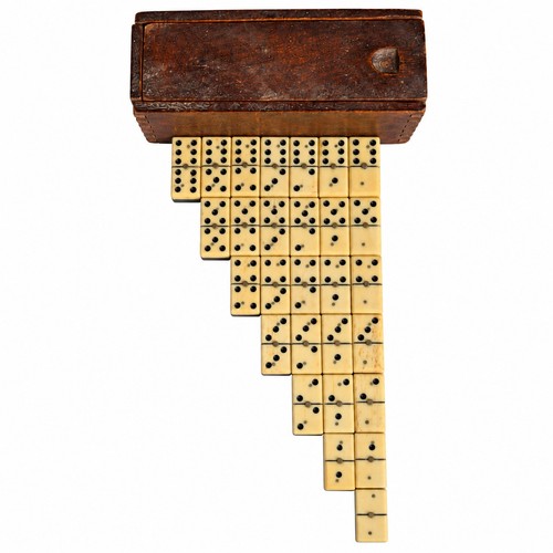 Ancien jeu petits - de,
