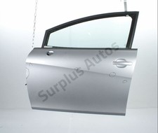 PORTE AVANT GAUCHE 1P0831055A