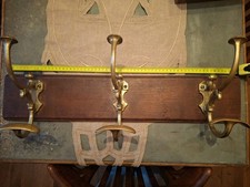  1 porte manteau mural Bronze