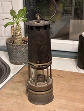 Ancienne Lampe De Mineur/