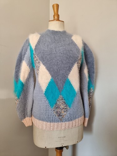 Magnifique pull fait main - fait,