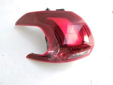 FEU ARRIÈRE GAUCHE Peugeot 2008 (CU) 2018 9826730480