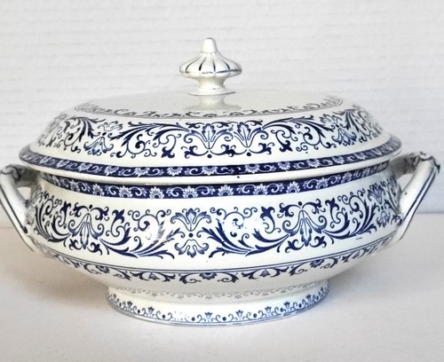 Ancien legumier soupière - ,