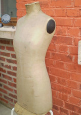 ANCIEN MANNEQUIN STOCKMAN