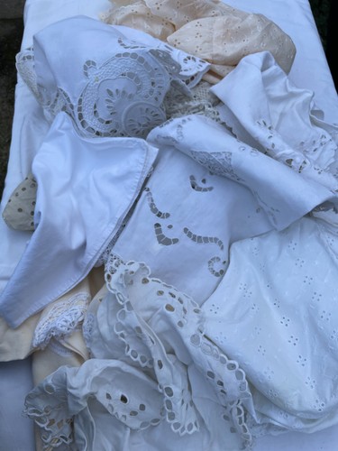 Linge ancien brodé
