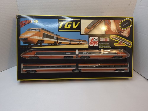 Lima scale passenger train - lima,