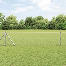 Poteau de clôture. Clôture