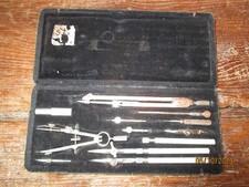 Coffret boite à compas ancien