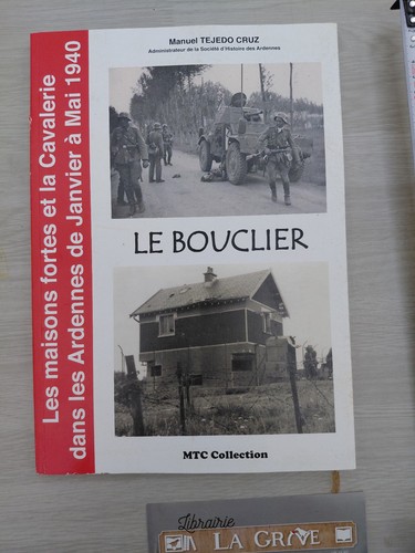 Tejedo cruz bouclier - "le, bouclier"