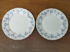3 assiettes plates Société