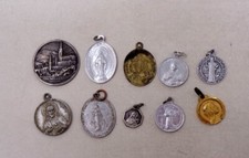 Lot de 10 Anciennes médailles