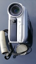 Sony Handycam DCR-PC 105E Carl