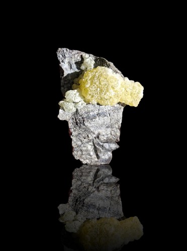 Brucite sur matrice killa - sur, –