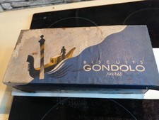 GONDOLO  BOITE  METAL BISCUITS