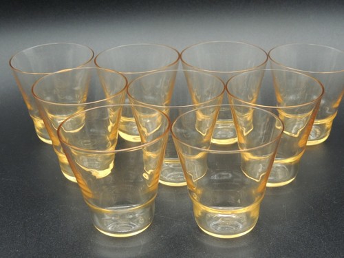 Petits verres cabaret - petits,