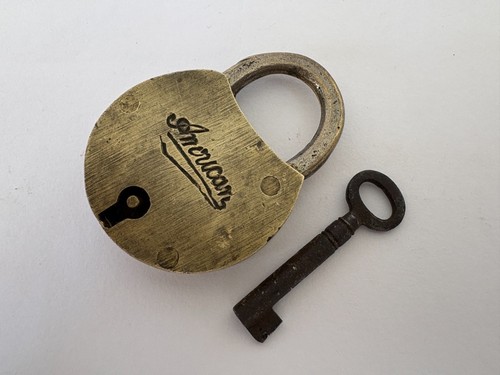 Ancien cadenas laiton avec - ancien,