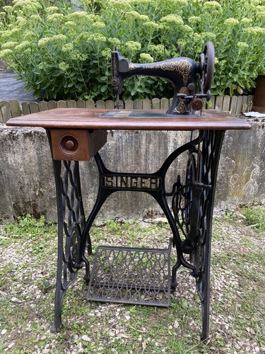 Machine coudre singer avec - singer,