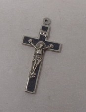 Superbe pendentif crucifix