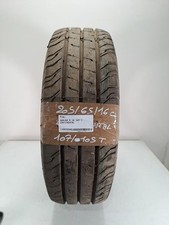 Pneu 205/65 R16 107 T