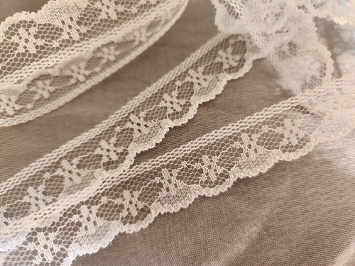 Dentelle vintage mécanique - , 6