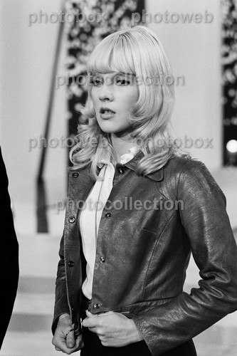 Sylvie vartan exclusive - sylvie,