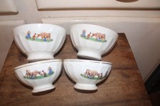 Bols Ancien Enfants Et Vache