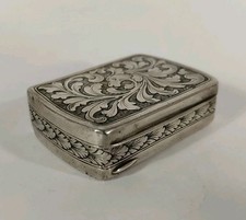 Boite Pilulier. Feuille