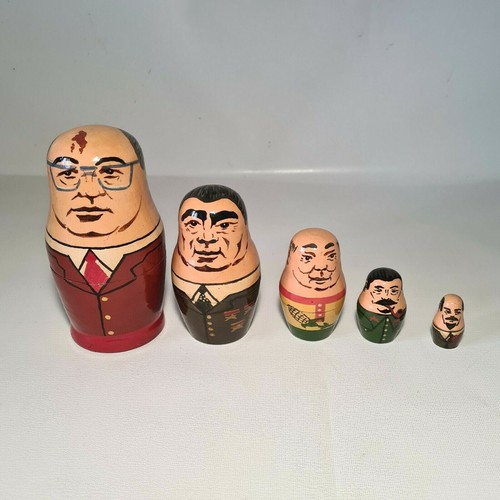 Poupées russes ou - 🔅,