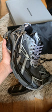 balenciaga runner grise taille