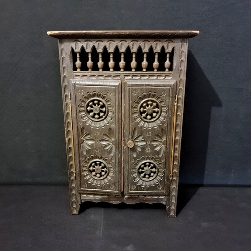 Jouet armoire bretonne - -,