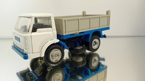 Tekno holland ford 800 - holland,