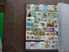 MONDE - lot de timbres