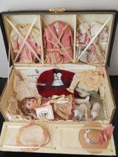 RARE Vintage Wendy Lawton Mignonette & Her Malle Du Voyage Masterpiece Series NM